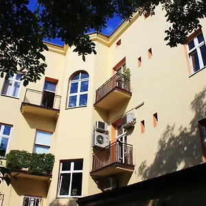 Cdr Apartahotel